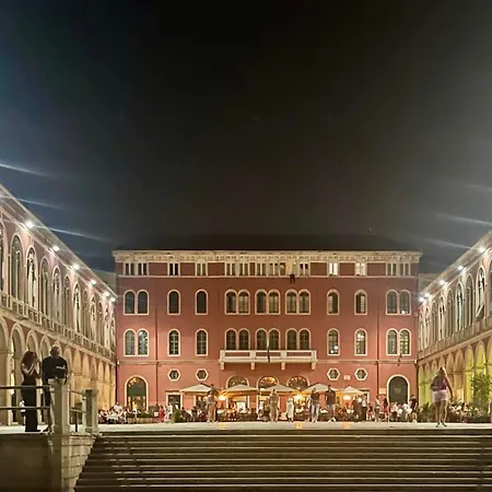 Art Heritage Apartament *