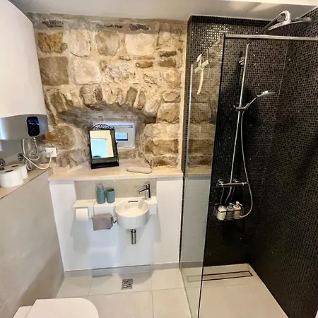 Art Heritage Apartment *